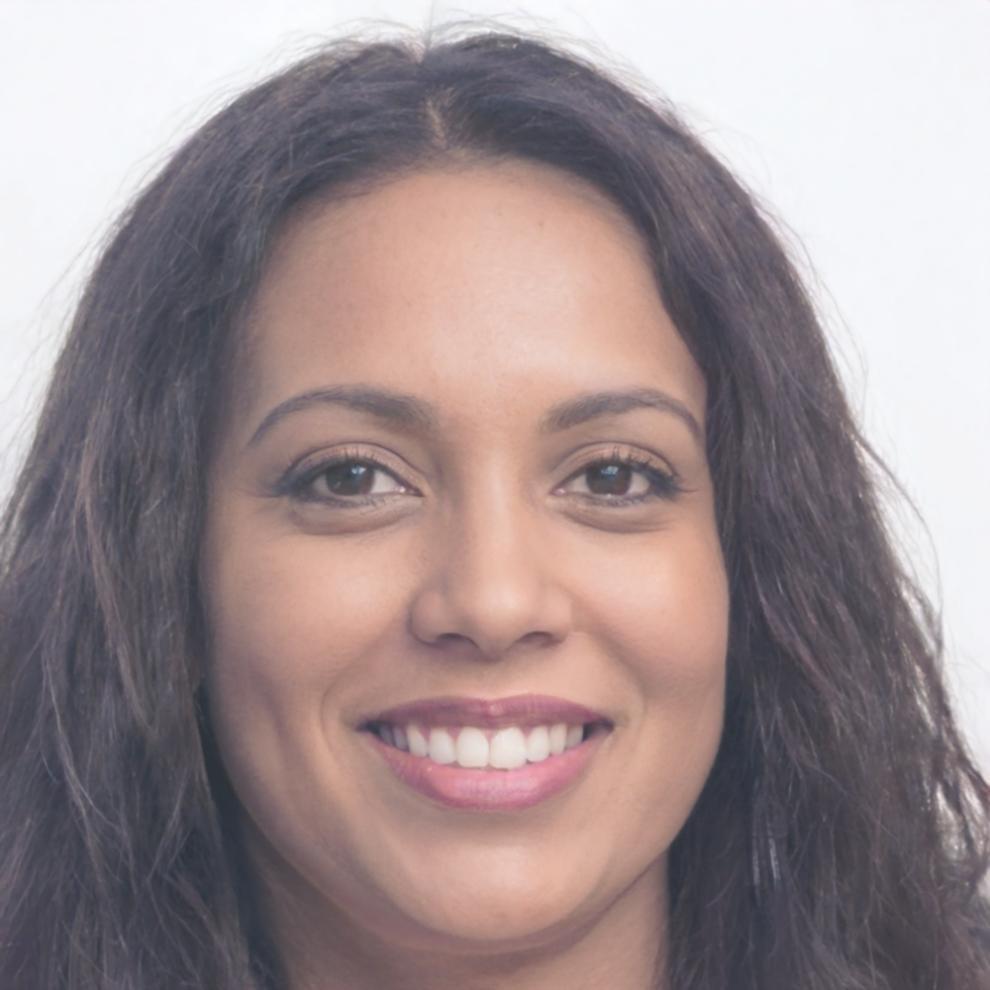 Franziska Bergmann, erfahrene Finanzberaterin und Webinar-Leiterin